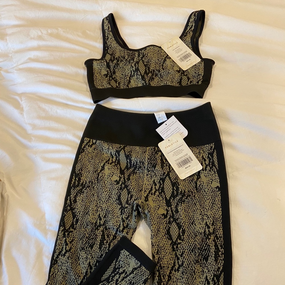 Fabletics Kamila matching set